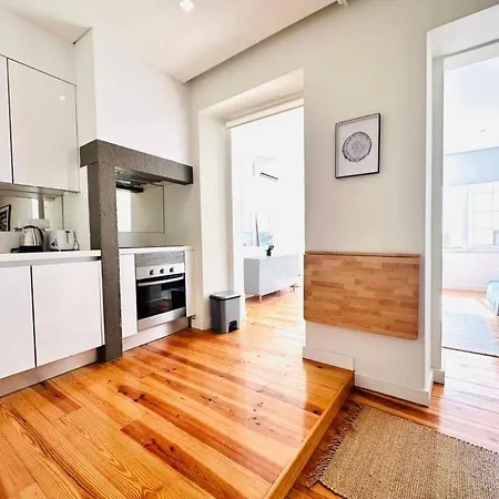 Ourique Center Executive Flat *